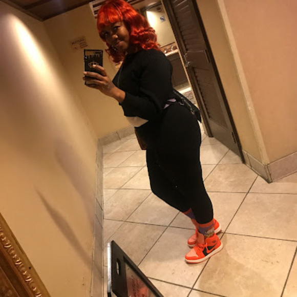 Meet your Posher, Tee - Picture 1 of 1